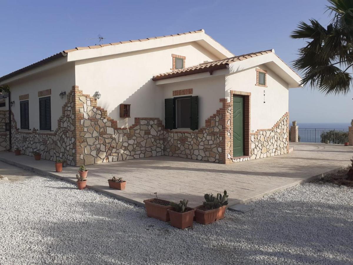 Vila Il Casale Di Bovo Marina Montallegro Exteriér fotografie