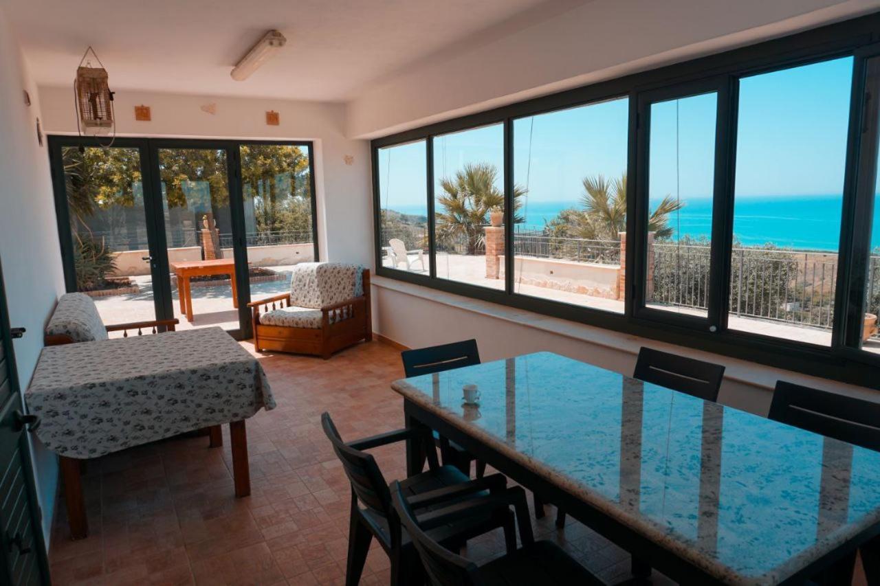 Vila Il Casale Di Bovo Marina Montallegro Exteriér fotografie