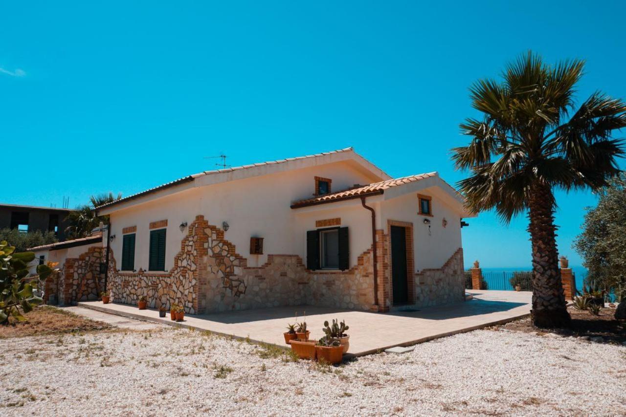 Vila Il Casale Di Bovo Marina Montallegro Exteriér fotografie